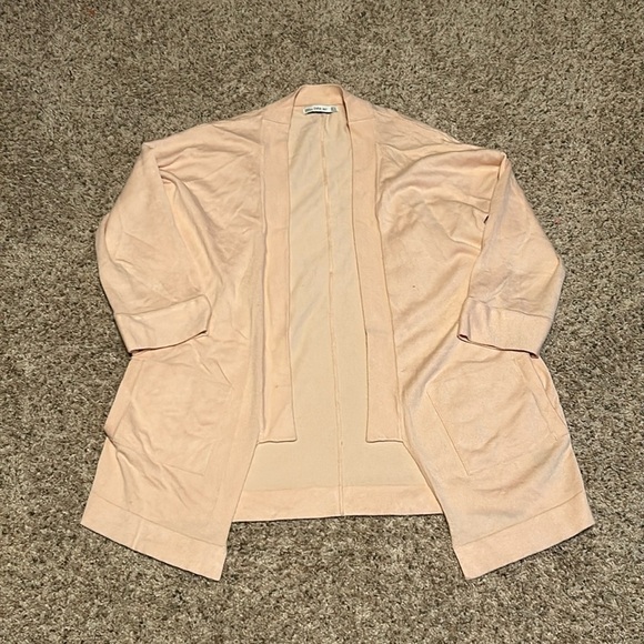 Zara knit women’s salmon colored buttonless cardigan - Picture 1 of 9